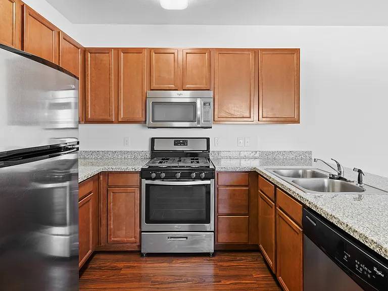 Outlook Apartments — Photo 14