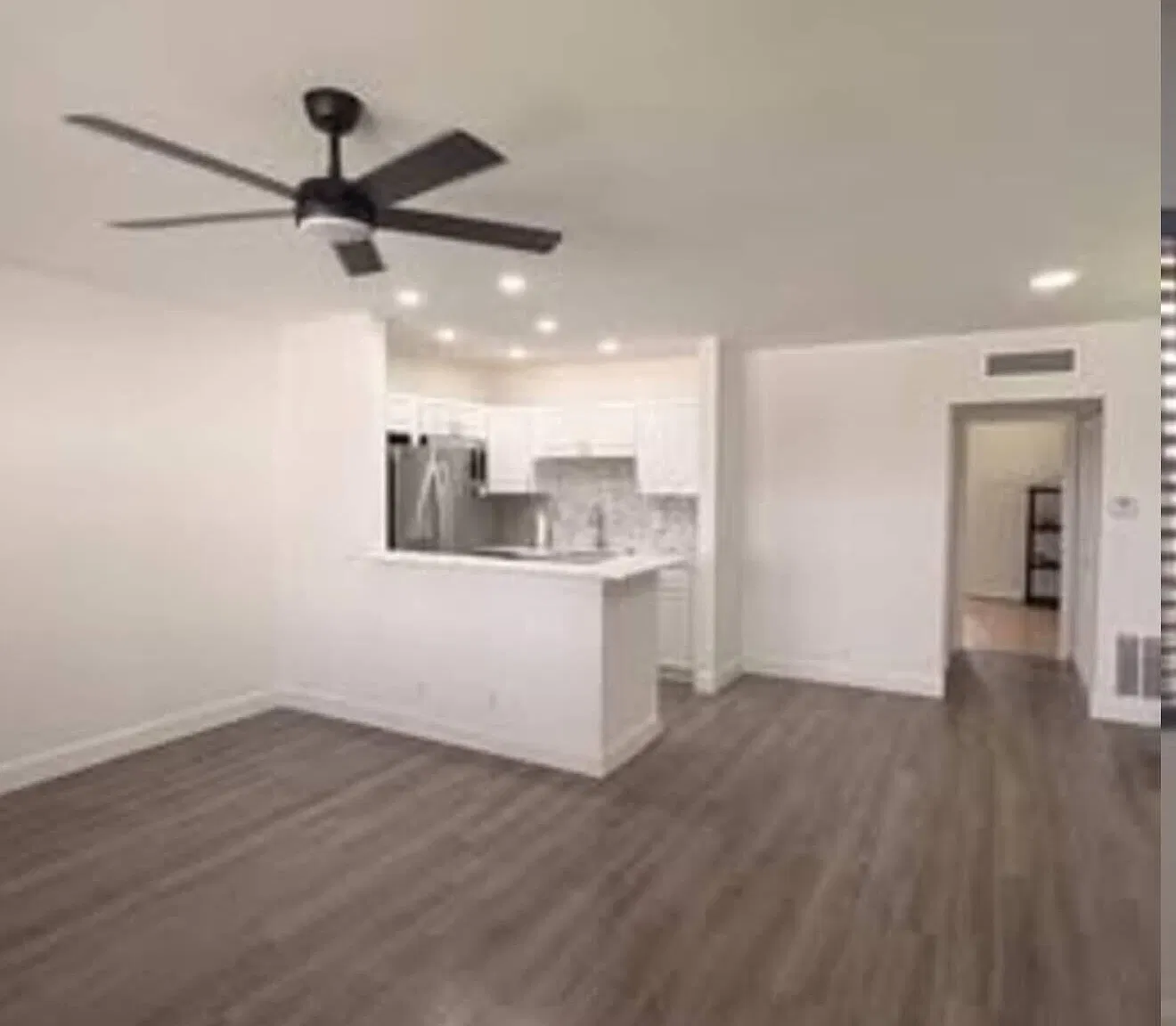 1 bed, 1.5 bath, 684 sqft, $1,600 — Photo 4