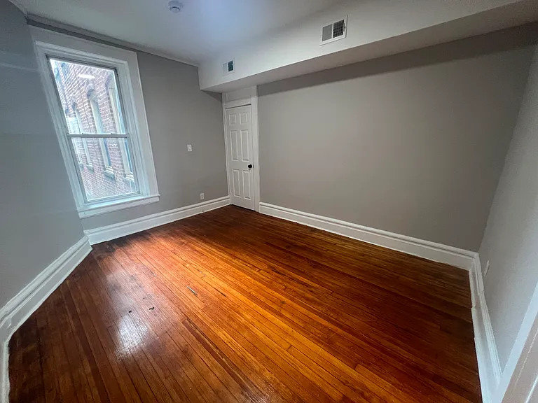 1351 Springfield Ave #10 — Photo 8