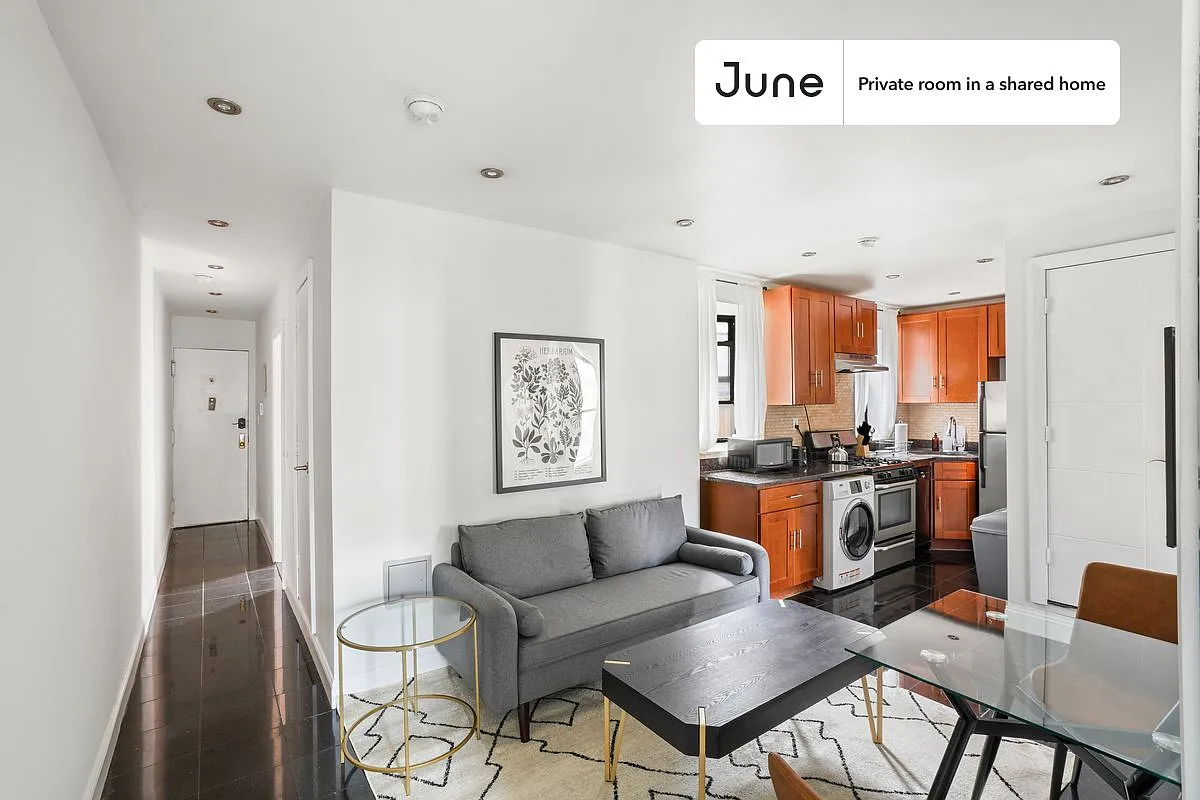 Full bedroom in 3 bed/2 bath home in Upper West Side #786 B — Photo 4