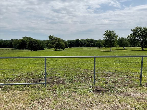 3rd image of 1149 County Road 4642