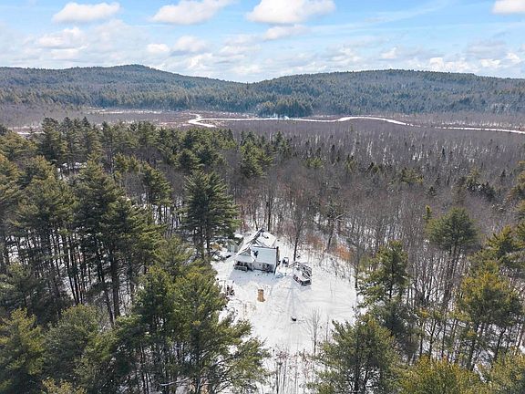 4th image of 1207 1st Crown Point Road