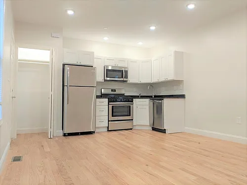 44 Cogswell Ave Photo 1
