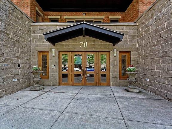 Secure building is a short walk to the spa and local restaur