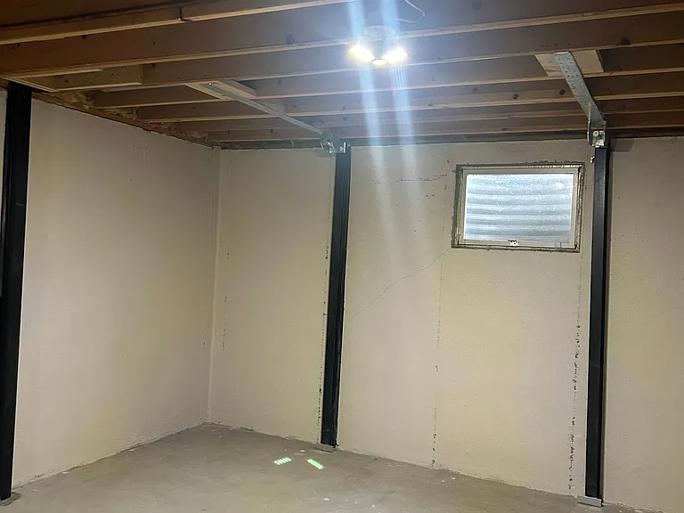 1021 SW Marge Ct — Photo 8