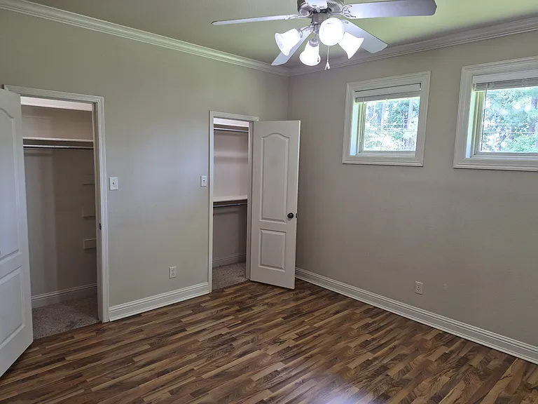 1103 Tiffany Ln — Photo 15
