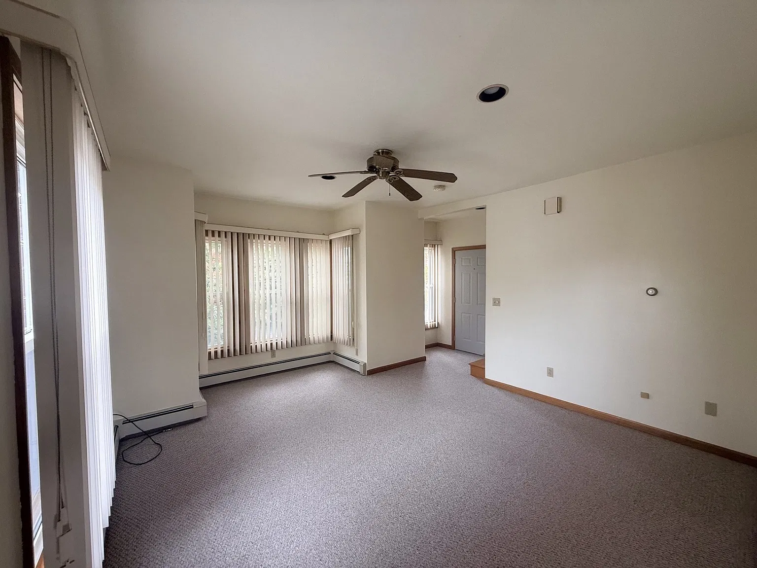 1 bed, 1.0 bath, 800 sqft, $1,800 — Photo 4