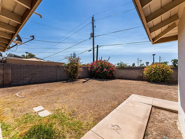1155 E Geneva Dr #3 — Photo 20