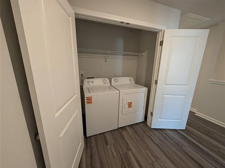 102 Brexley Dr — Photo 4
