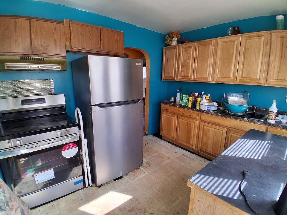 1st image of 847 N Simon St