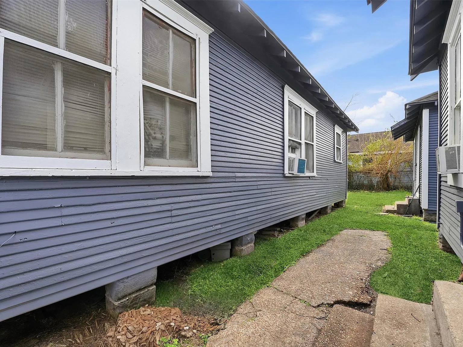 2 bed, 1.0 bath, 720 sqft, $1,000 — Photo 4