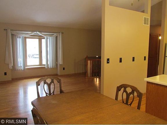 2nd image of 6909 Glenview Ln