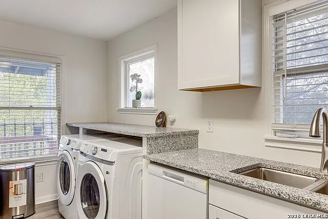 332 Natalen Ave — Photo 9