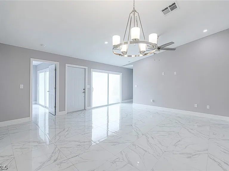 17334 Birchwood Ln — Photo 17