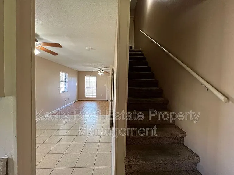 418 Failla Rd #4 — Photo 9