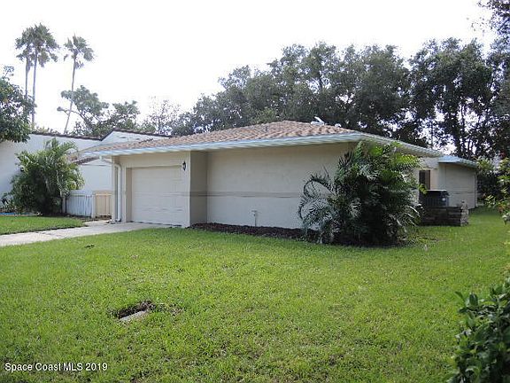 3rd image of 335 Mission Oak Dr