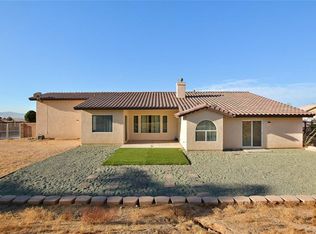 23444 Taos Rd, Apple Valley, CA 92307