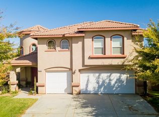 25516 Riley Cir, Menifee, CA 92585