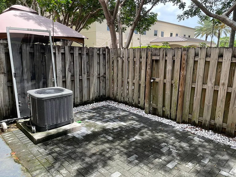 14231 SW 120th Ct — Photo 33