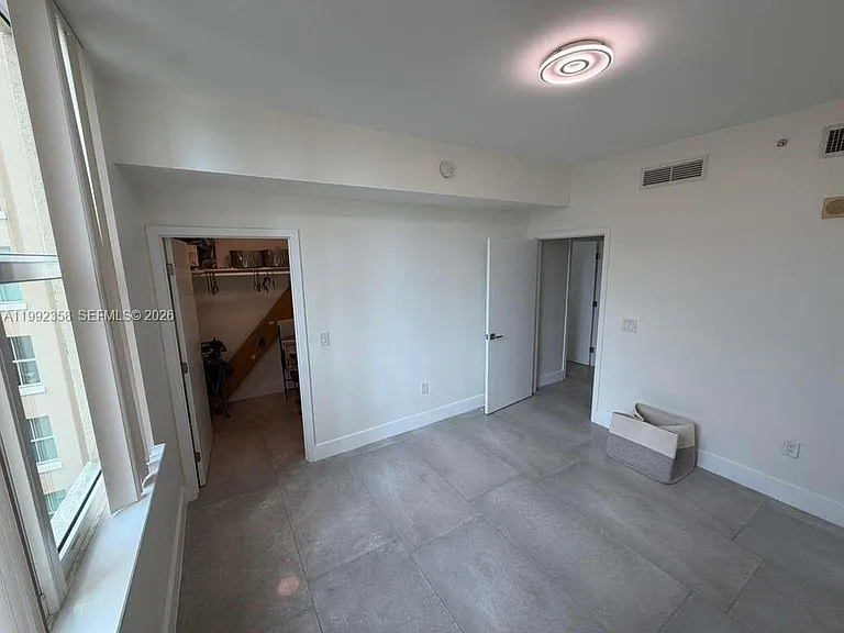 3330 NE 190th St #710 — Photo 8