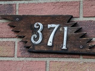 371 Seminary Ave #2, Rahway, NJ 07065