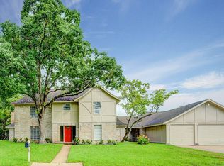 307 Old Bayou Dr, Dickinson, TX 77539