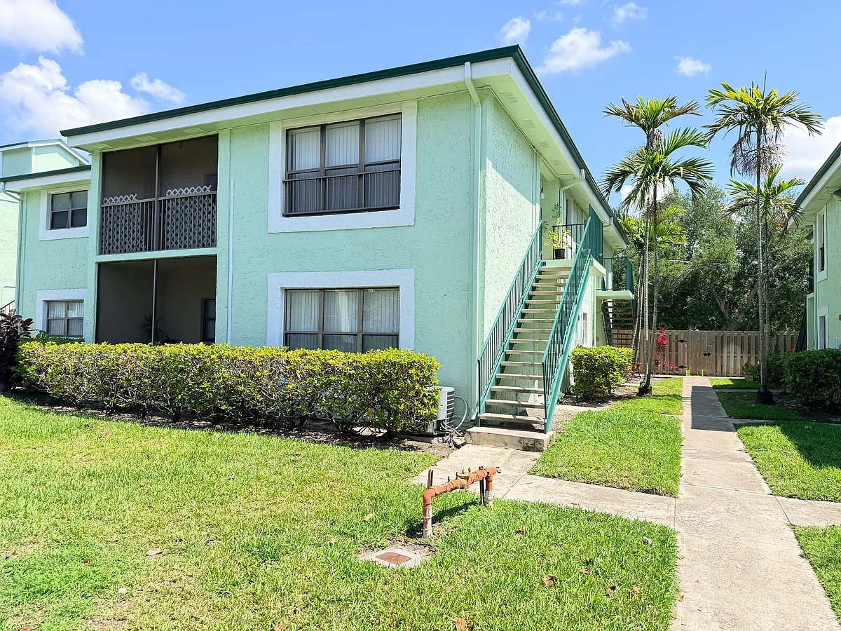 Building Photo - 3968 NW 87th Ave #3968
