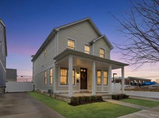 1109 Bennaville Ave, Birmingham, MI 48009