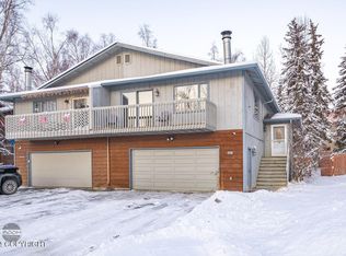 18551 Walrus Cir, Eagle River, AK 99577