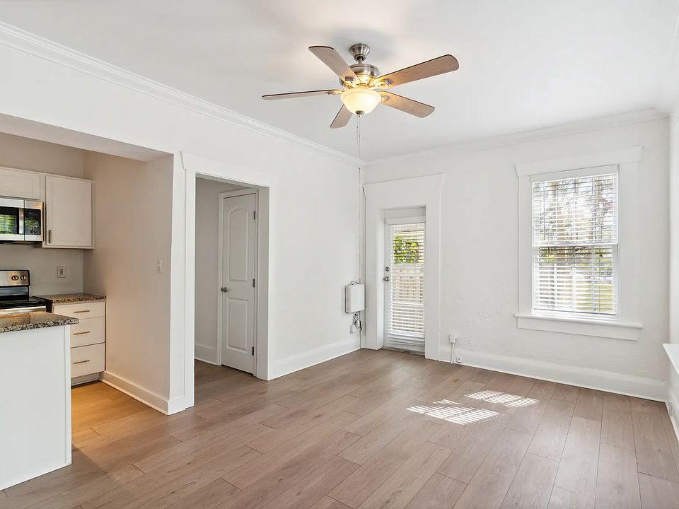 2nd image of 916 S Rome Ave APT 1