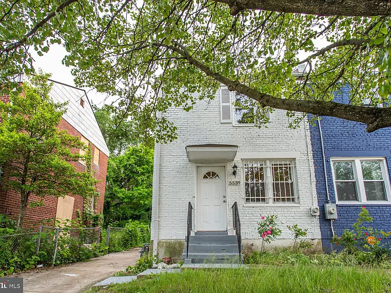 5539 Central Ave SE — Photo 1