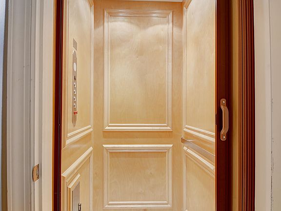 5th image of 5645 NE Trieste Way