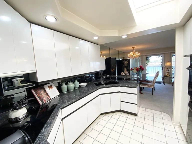 6 Antigua Court — Photo 9