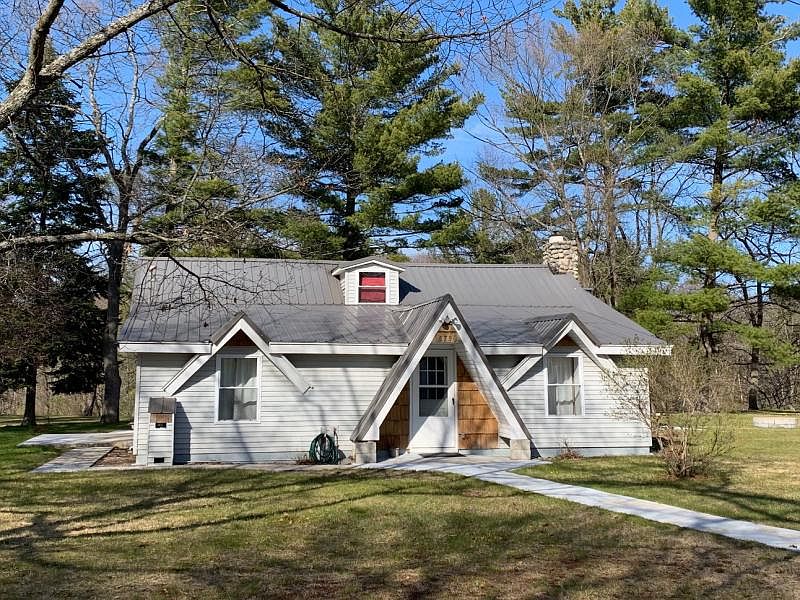 1st image of 5790 Van Ettan Creek Dr