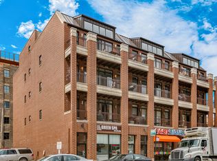 120 N Halsted St #2, Chicago, IL 60661