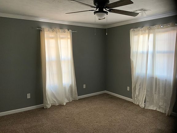 2nd image of 1022 N Lyons St