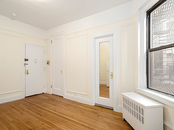 4th image of 245 W 75th St APT 5A