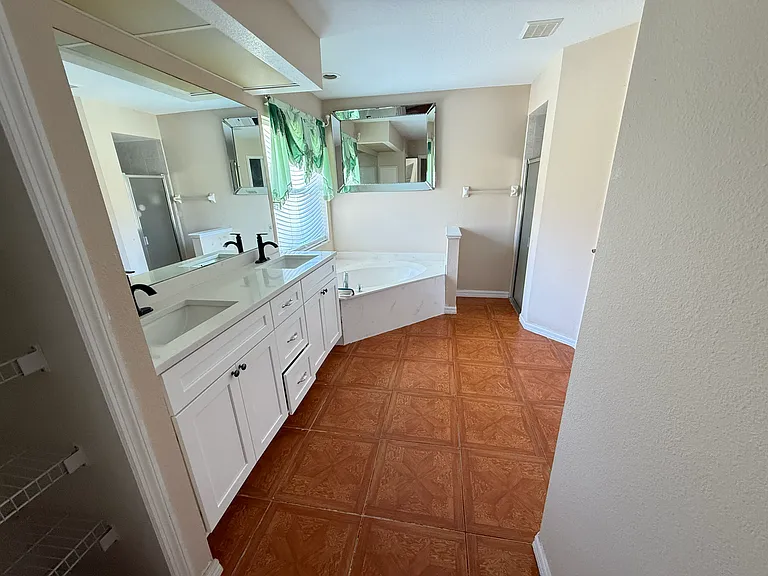 138 Durian Rd — Photo 14