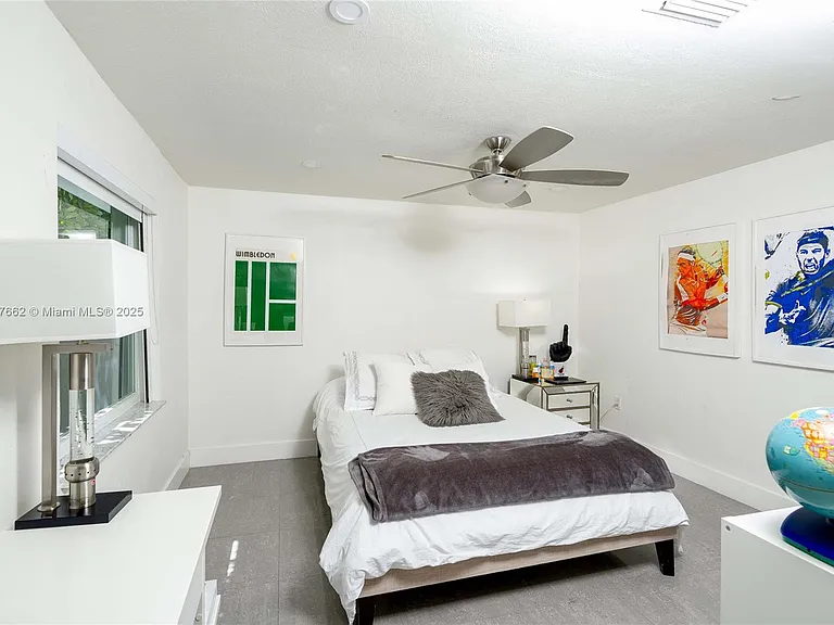 1360 SW 16th St — Photo 25