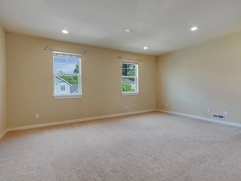 1418 34th St SE — Photo 21