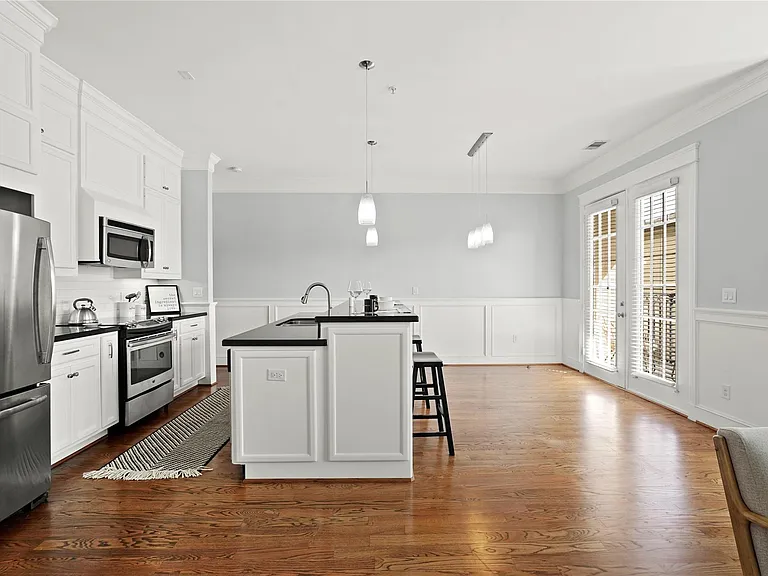 2802 Morrison St #206 — Photo 7