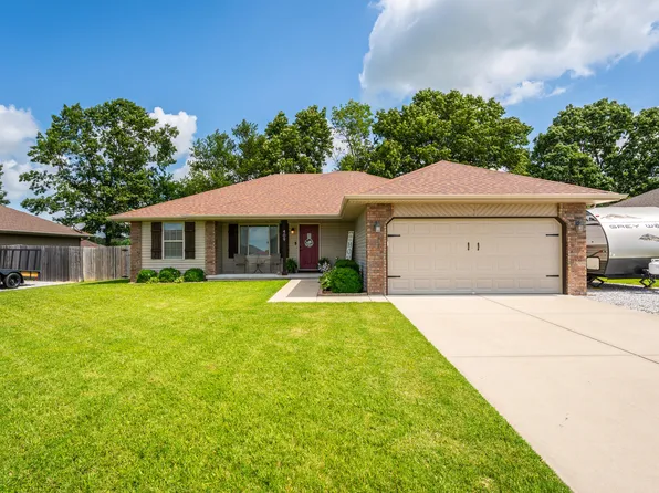 409 Bradford Pear, Clever, MO 65631