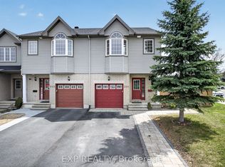 301 Brigitta St, Ottawa, ON K2S0H8
