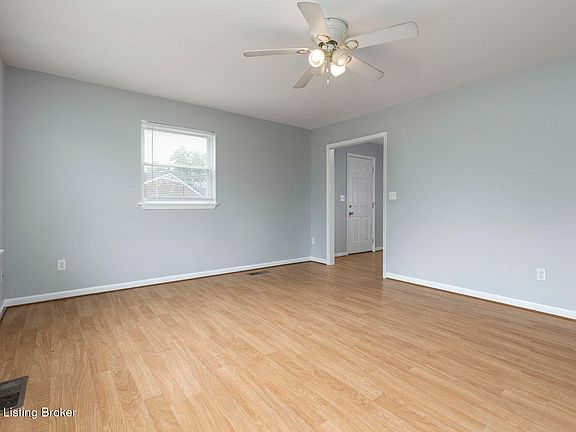 2nd image of 5606 Leemont Ct