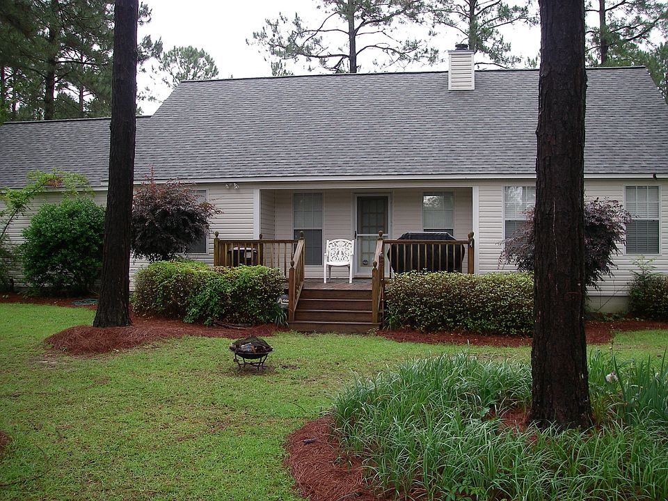 2nd image of 604 46th St E