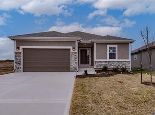 10710 N Bell St, Kansas City, MO 64155