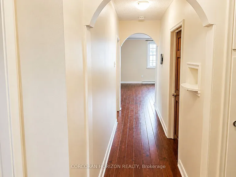 20407B Leslie St #MAIN — Photo 13