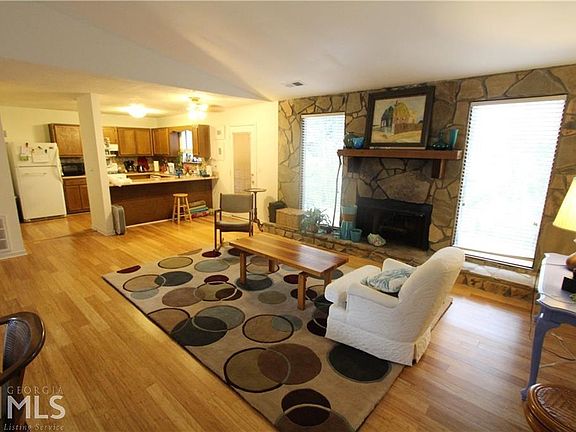 5th image of 276 Heathersett Dr