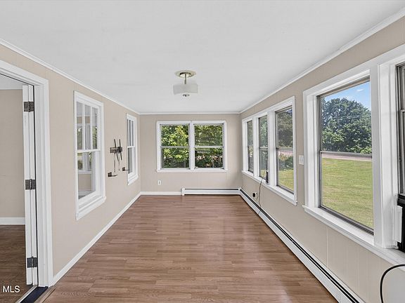 4th image of 396 Pattersonville Road