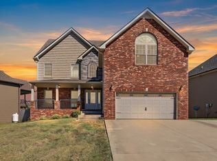 1013 Garner Hills Dr, Clarksville, TN 37042